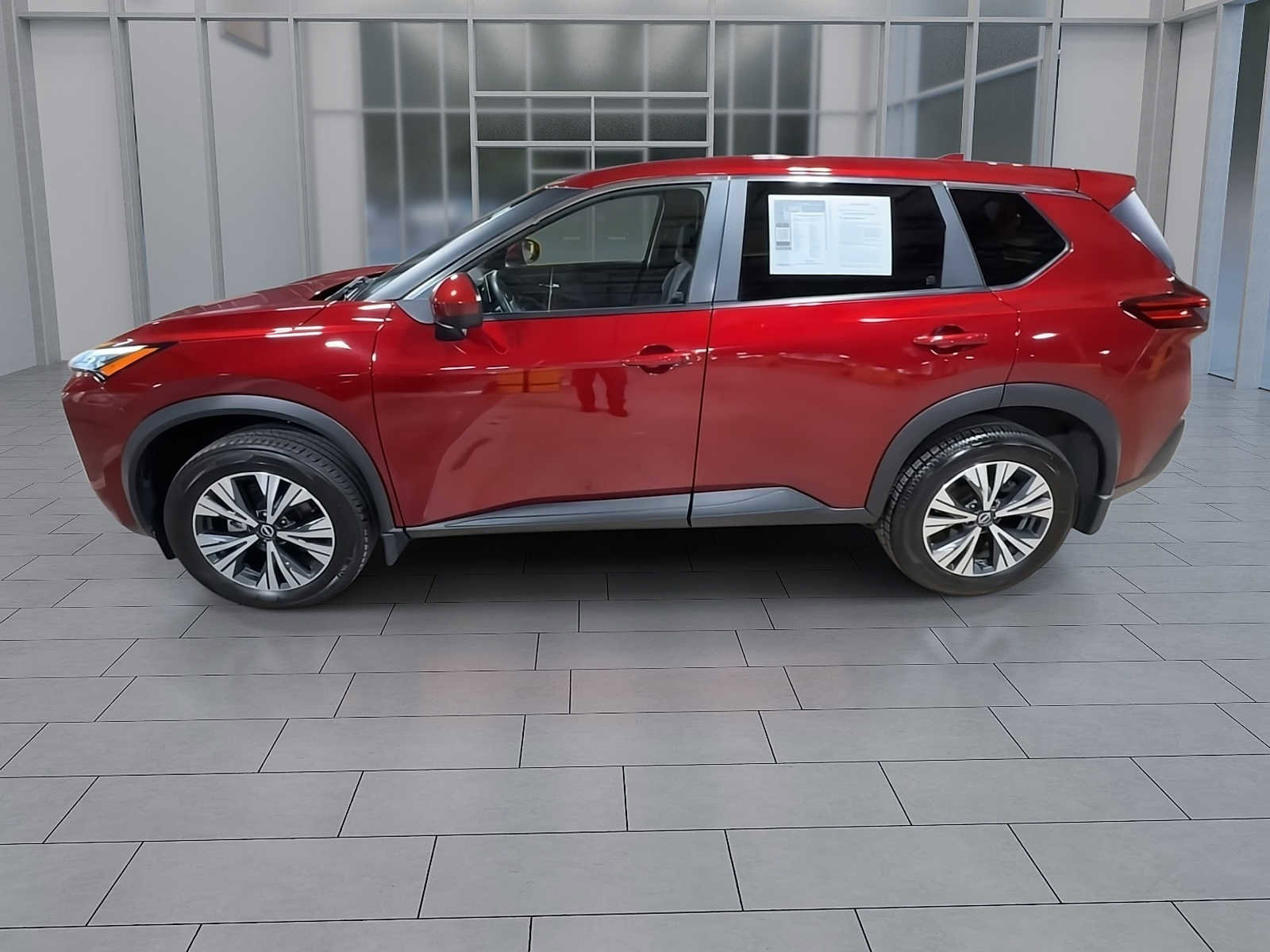 Used 2023 Nissan Rogue SV image 5