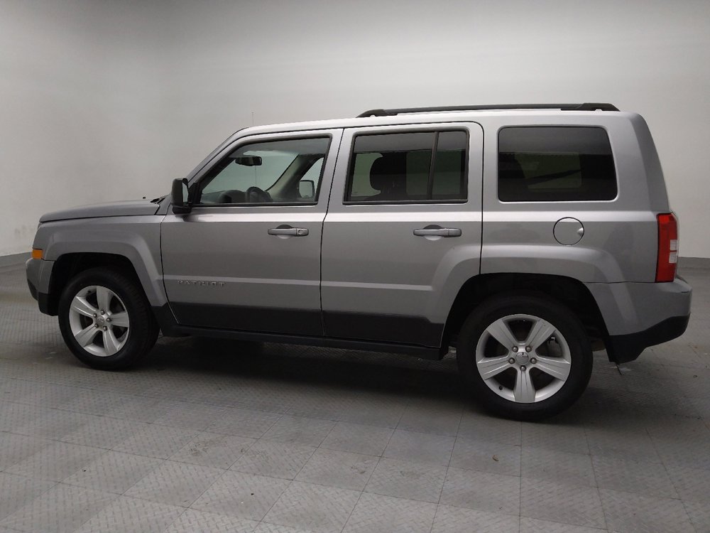 Used 2017 Jeep Patriot Sport w/ Power Value Group image 3