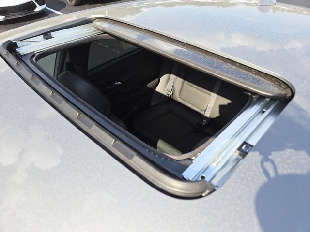 New 2026 Buick Envista Sport Touring w/ Convenience I Package FWD image 3