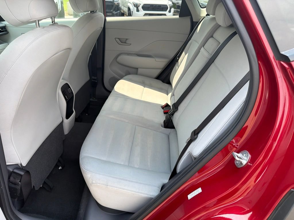 Used 2024 Hyundai Kona SEL AWD/4WD image 19