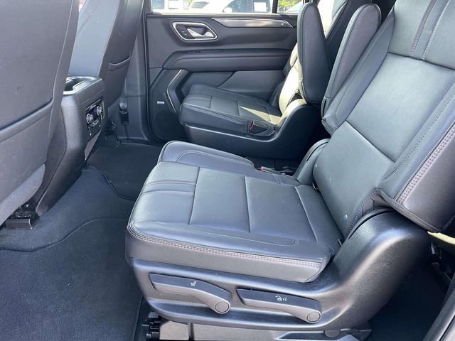 Used 2022 Chevrolet Suburban RST w/ Luxury Package RWD image 10