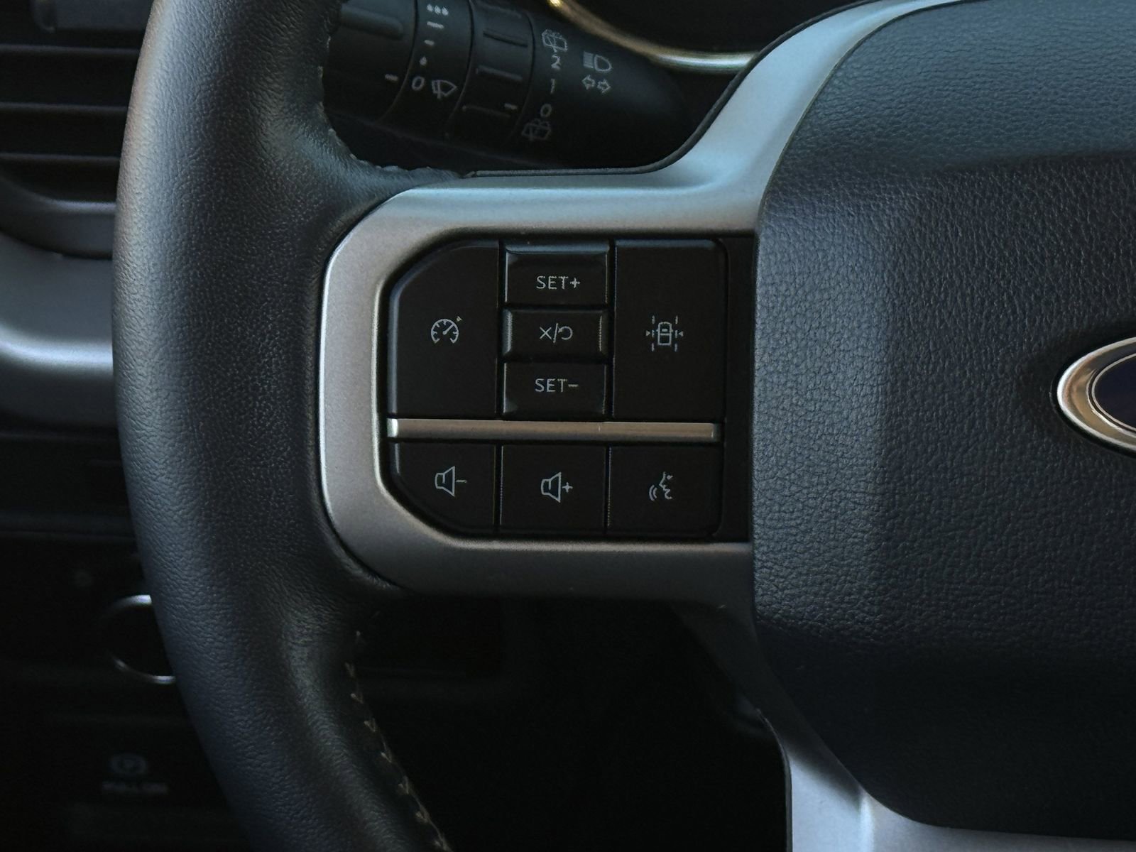 Used 2022 Ford Expedition XLT image 15