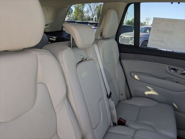 New 2026 Volvo XC90 T8 Ultra w/ Protection Package Premier AWD/4WD image 13