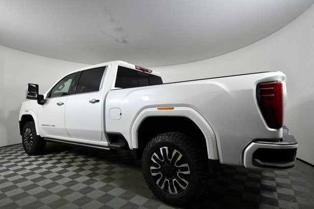 Used 2024 GMC Sierra 3500 Denali Ultimate image 14