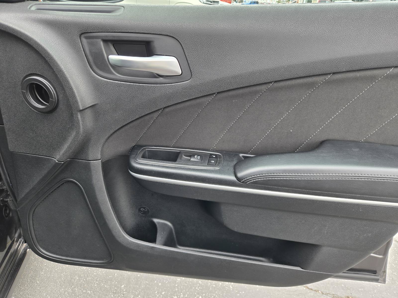 Used 2020 Dodge Charger SXT RWD image 33