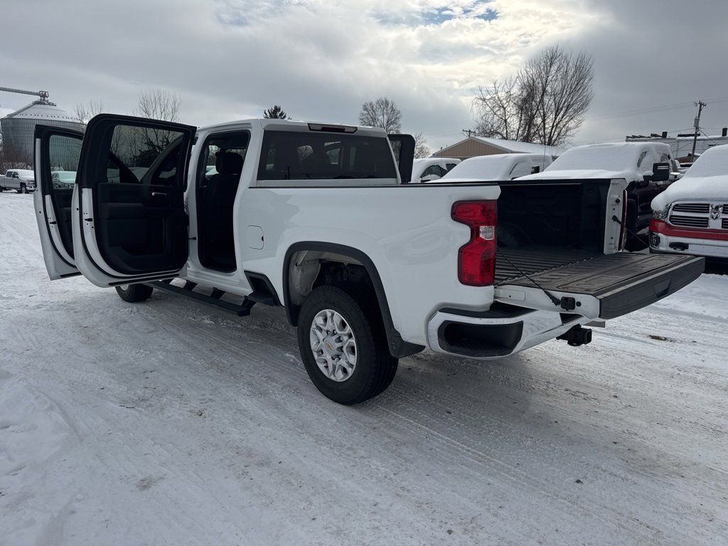 Used 2022 Chevrolet Silverado 3500 LT image 34