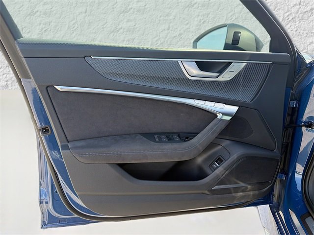 Used 2024 Audi RS 6 performance image 23