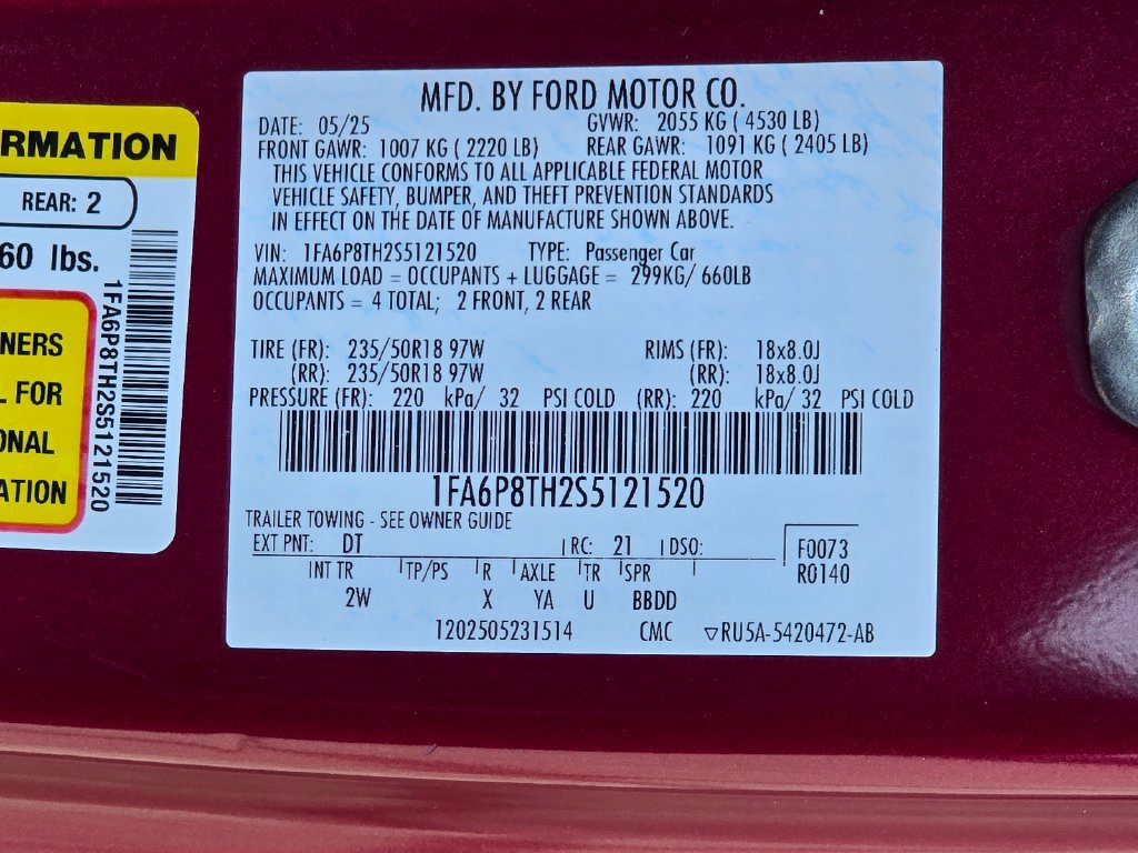 Used 2025 Ford Mustang Coupe RWD image 28