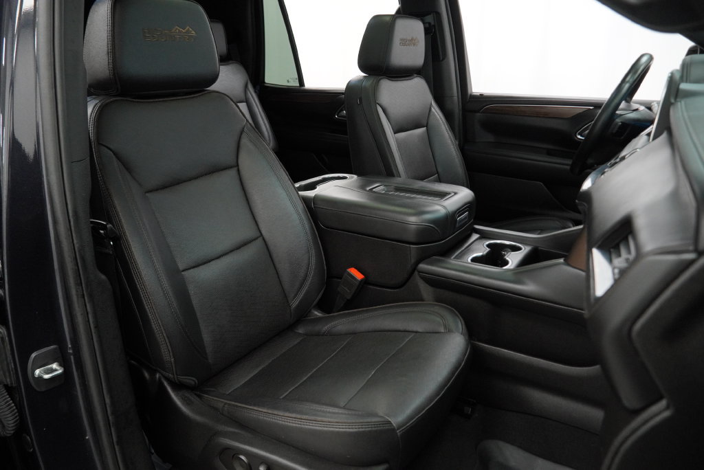Used 2023 Chevrolet Tahoe High Country w/ Premium Package 2 AWD/4WD image 43