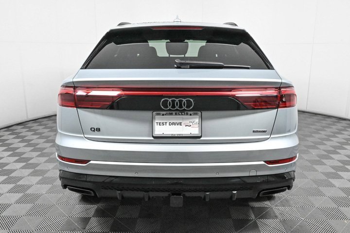 New 2025 Audi Q8 Premium Plus image 23
