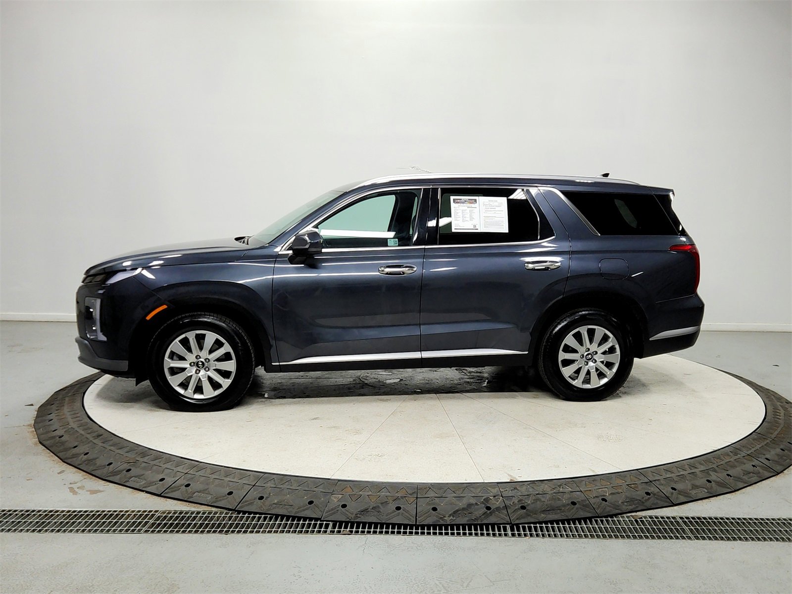 Used 2024 Hyundai Palisade SEL image 4
