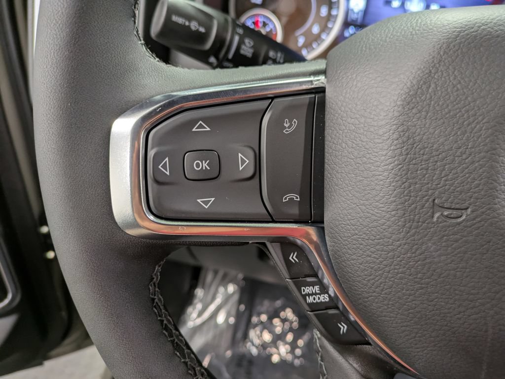 Used 2026 RAM 1500 Laramie AWD/4WD image 19