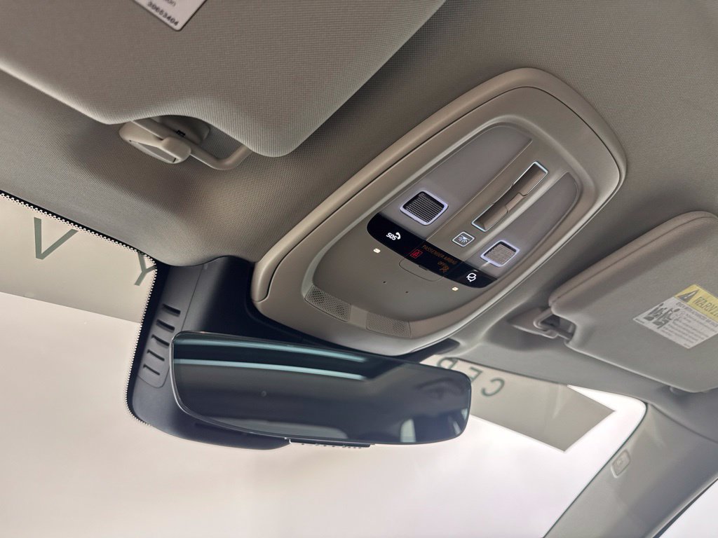 Certified 2023 Volvo XC90 B6 Plus w/ Protection Package Premier AWD/4WD image 15