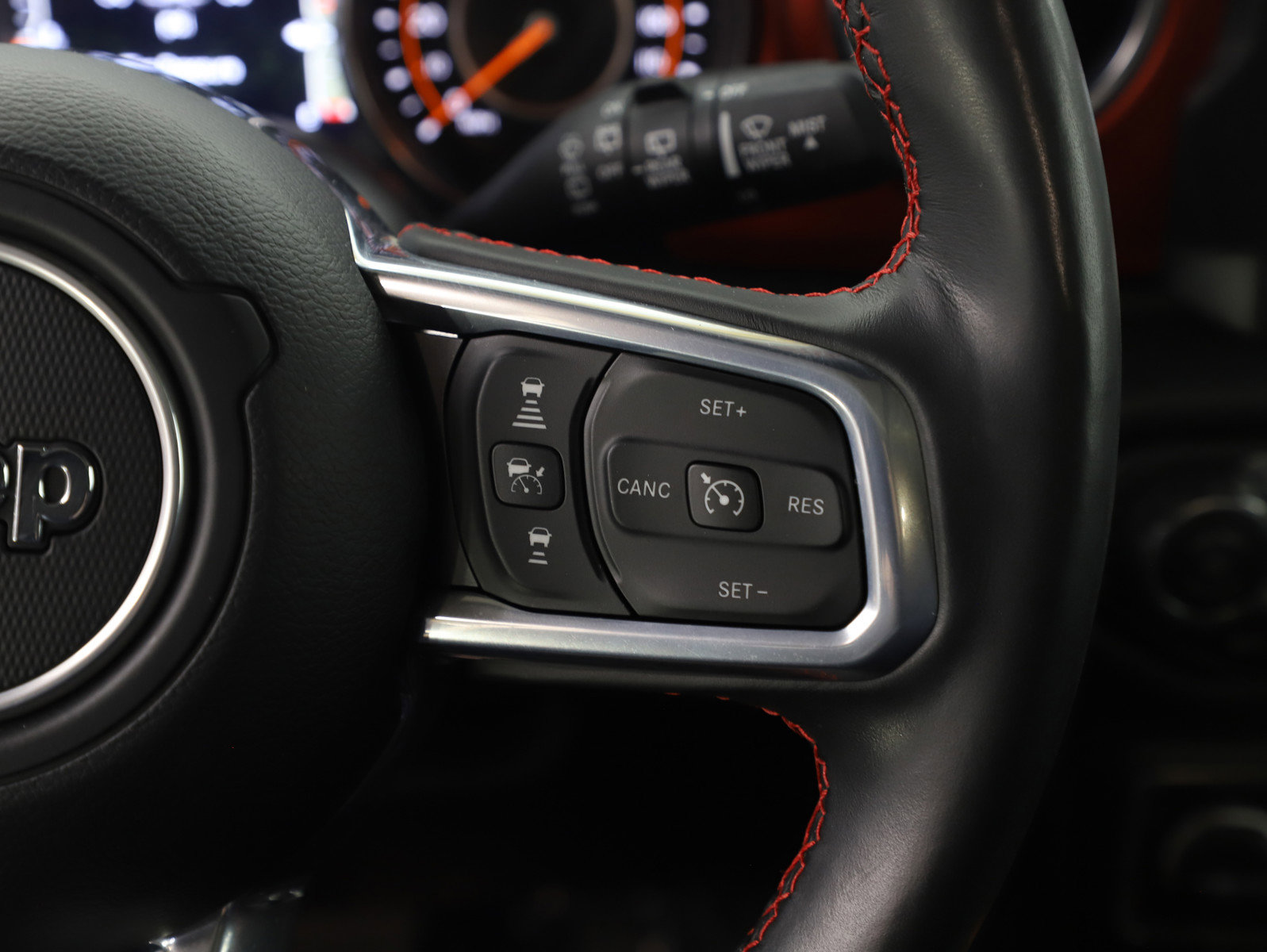 Used 2023 Jeep Wrangler Unlimited Rubicon w/ Dual Top Group image 18