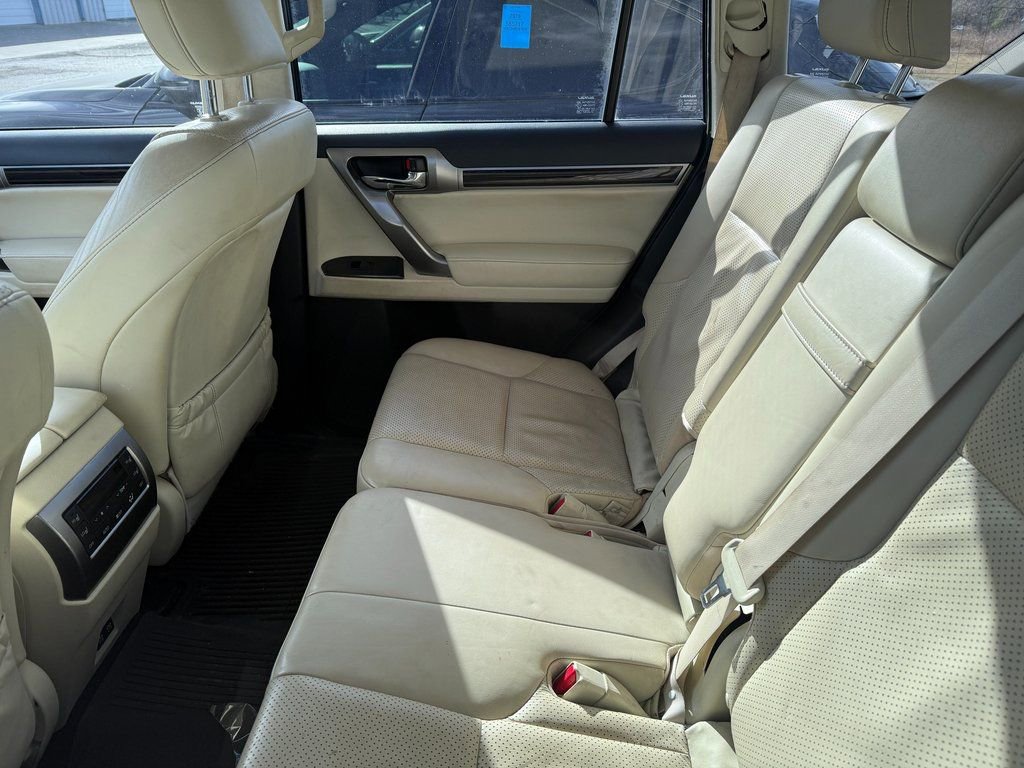 Used 2022 Lexus GX 460 Luxury w/ Off Road Package AWD/4WD image 40