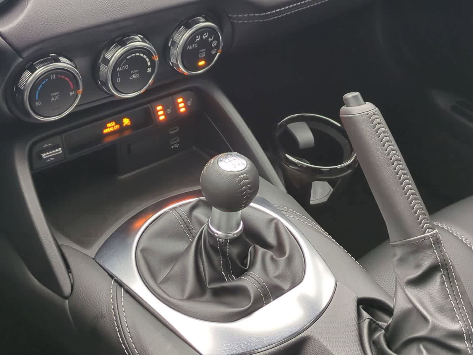 New 2026 MAZDA MX-5 Miata RF Grand Touring w/ Weather Package RWD image 29