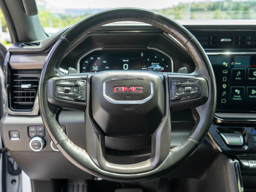 Used 2025 GMC Sierra 1500 AT4 w/ AT4 Premium Package AWD/4WD image 17
