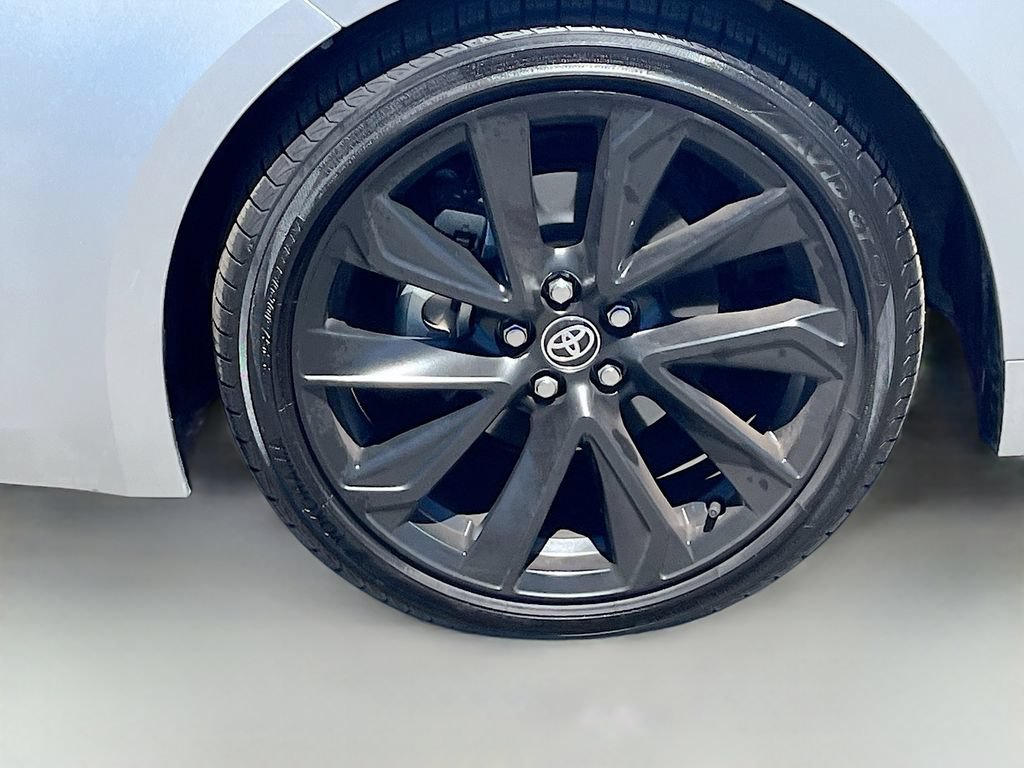 Used 2026 Toyota Corolla XSE FWD image 32