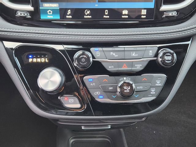 New 2026 Chrysler Pacifica Select FWD image 13