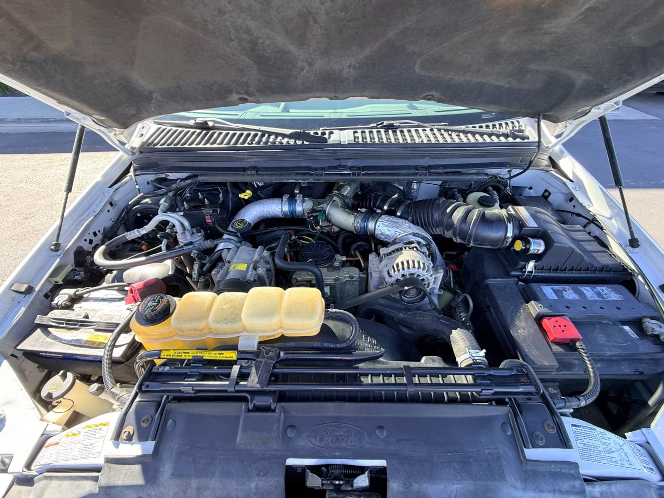 Used 1999 Ford F350 XLT AWD/4WD image 3
