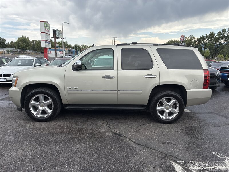 Used 2014 Chevrolet Tahoe LTZ AWD/4WD image 4
