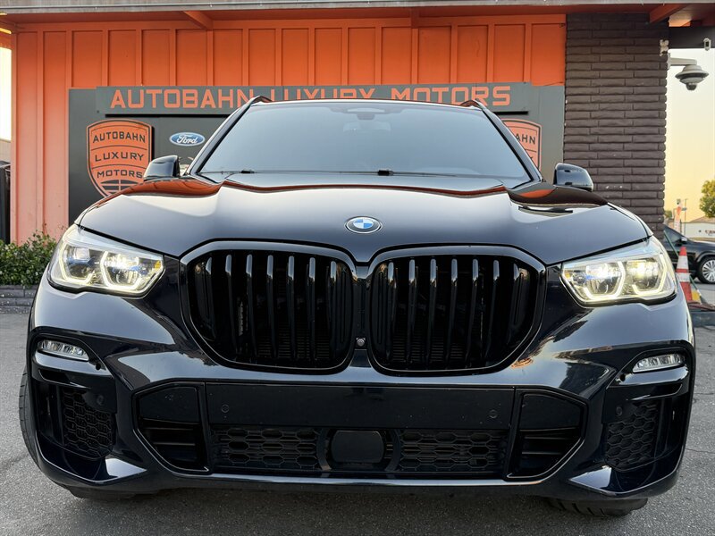 Used 2020 BMW X5 M50i w/ Executive Package AWD/4WD image 2