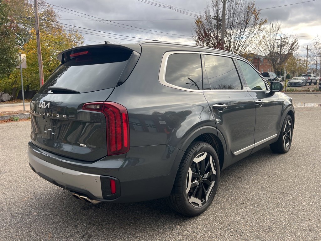 Used 2023 Kia Telluride S w/ S Sunroof Package image 5