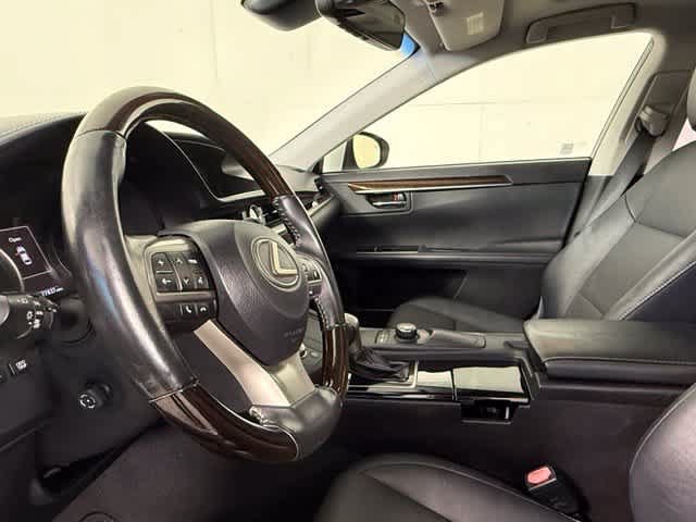 Used 2017 Lexus ES 350 w/ Premium Package FWD image 5
