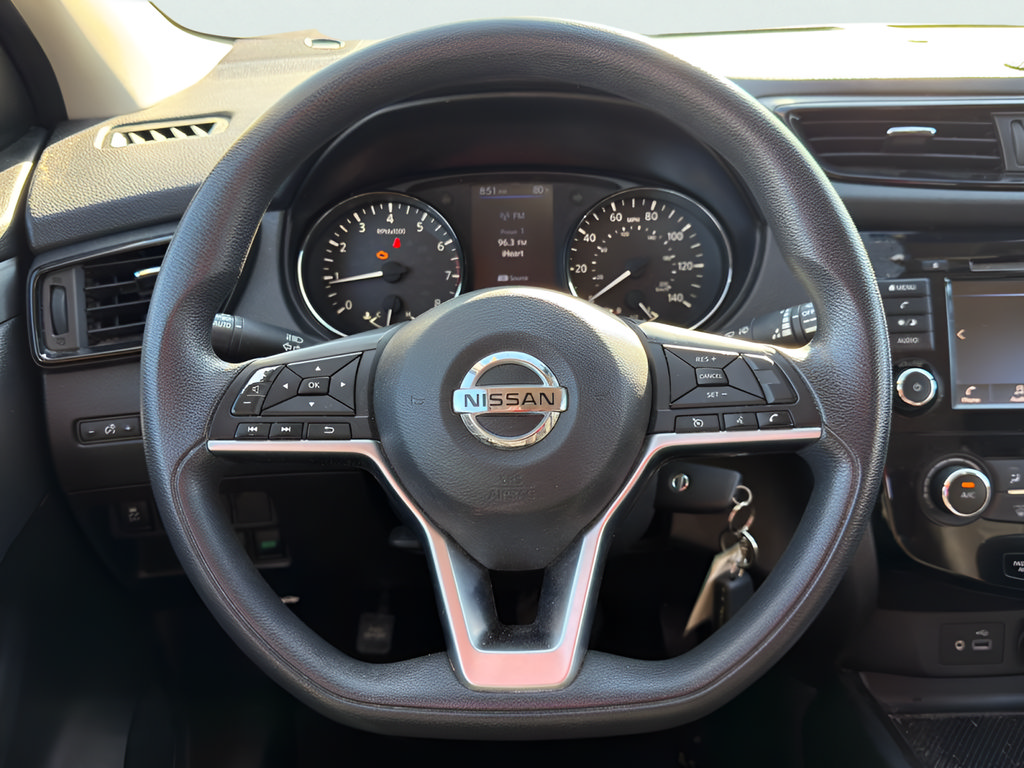 Used 2020 Nissan Rogue Sport S w/ Appearance Package FWD image 19