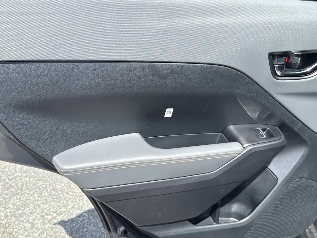 New 2025 Subaru Crosstrek 2.5i Limited w/ Popular Package #3A image 11