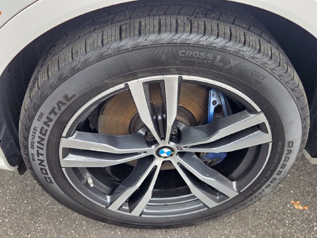 Certified 2025 BMW X7 xDrive40i w/ Executive Package AWD/4WD image 9