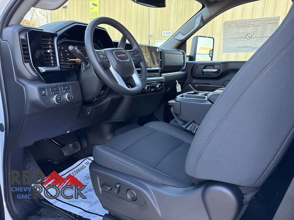 New 2026 GMC Sierra 2500 SLE w/ SLE Convenience Package image 10