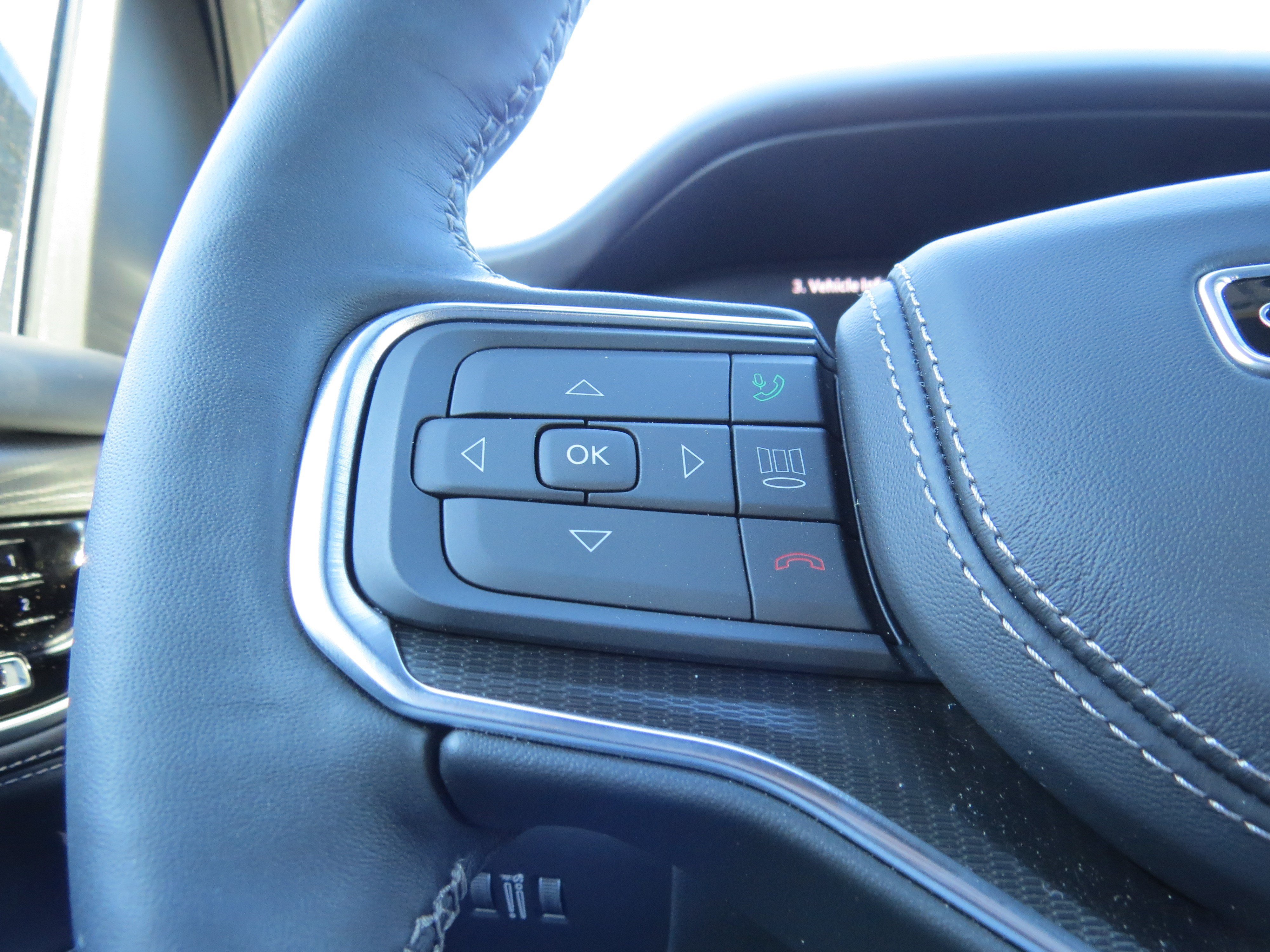 New 2026 Jeep Grand Wagoneer Summit w/ Rear Seat Video Group I AWD/4WD image 22