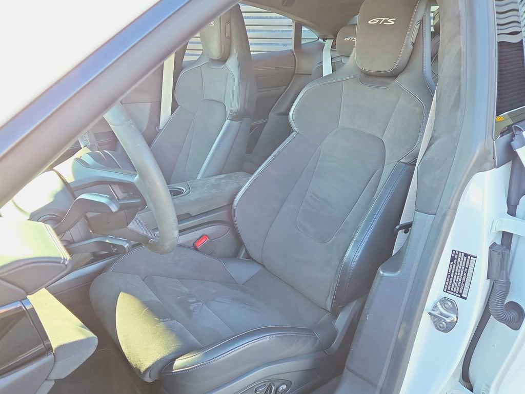 Certified 2024 Porsche Taycan GTS image 5