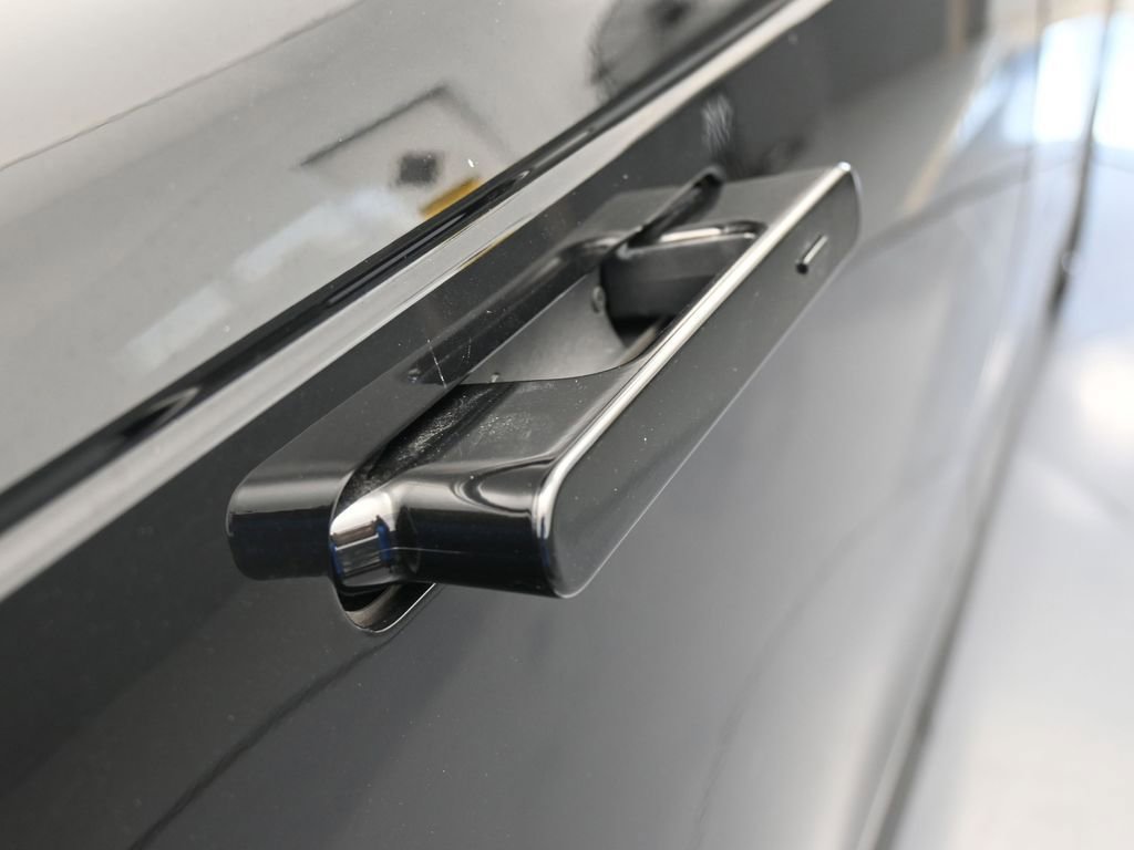 Used 2024 Land Rover Range Rover Sport Dynamic SE image 40