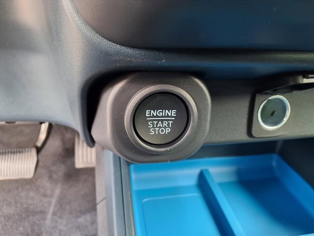 New 2025 Ford Maverick XLT w/ XLT Luxury Package AWD/4WD image 12