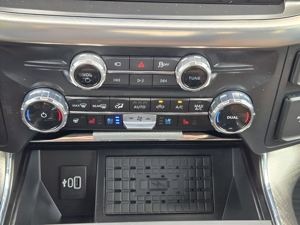 Used 2025 Ford F150 King Ranch w/ FX4 Off-Road Package AWD/4WD image 17
