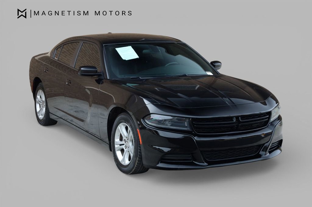 Used 2022 Dodge Charger SXT w/ Leather Interior Group image 6