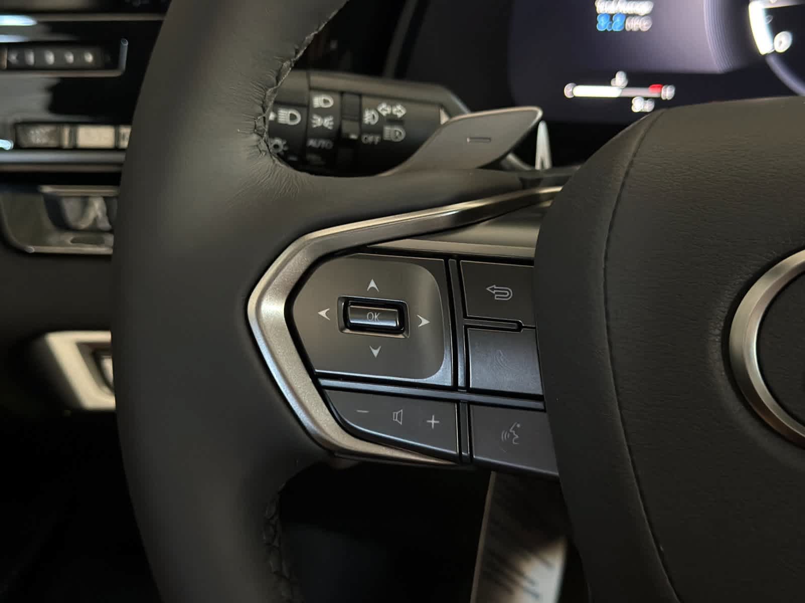 New 2026 Lexus RX 350 AWD w/ Cold Area Package image 25
