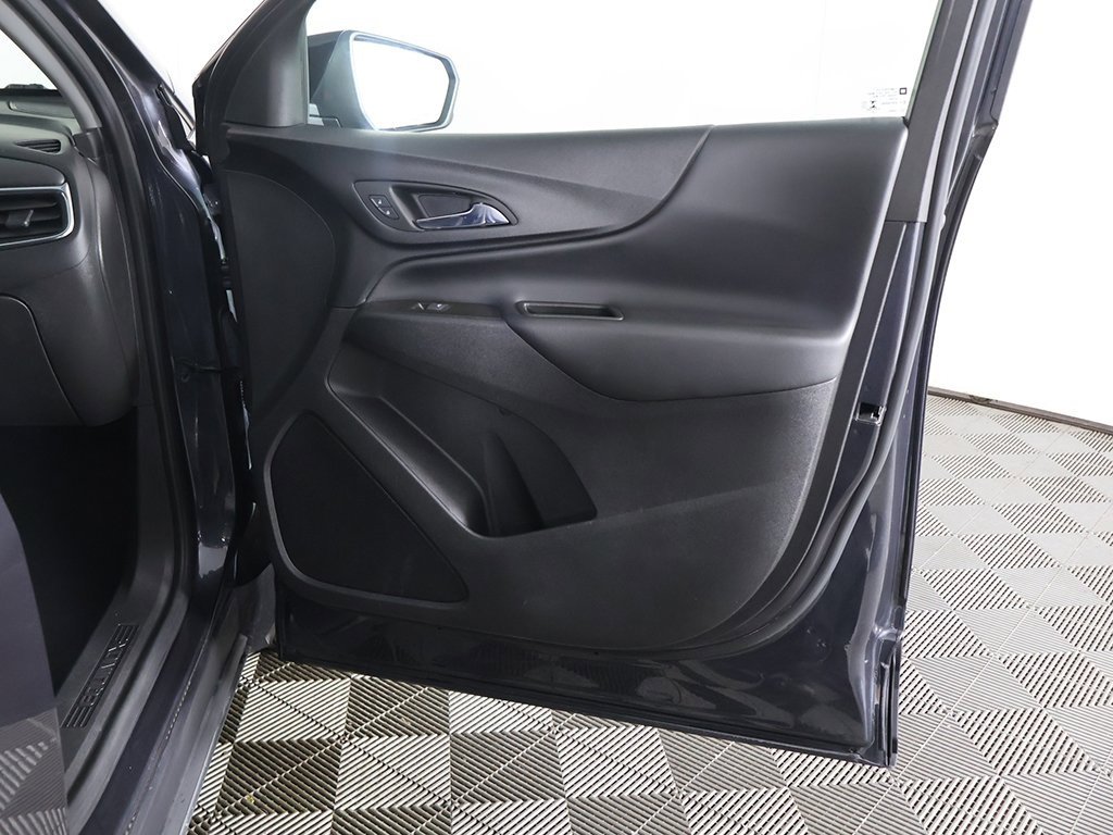 Used 2023 Chevrolet Equinox LT image 19