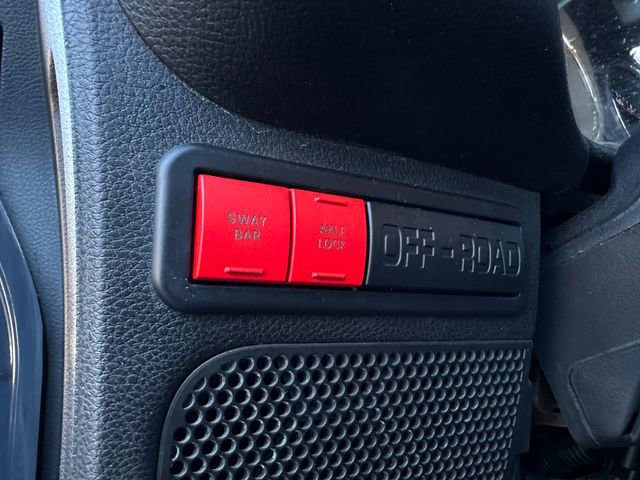 Used 2016 Jeep Wrangler Unlimited Rubicon image 14