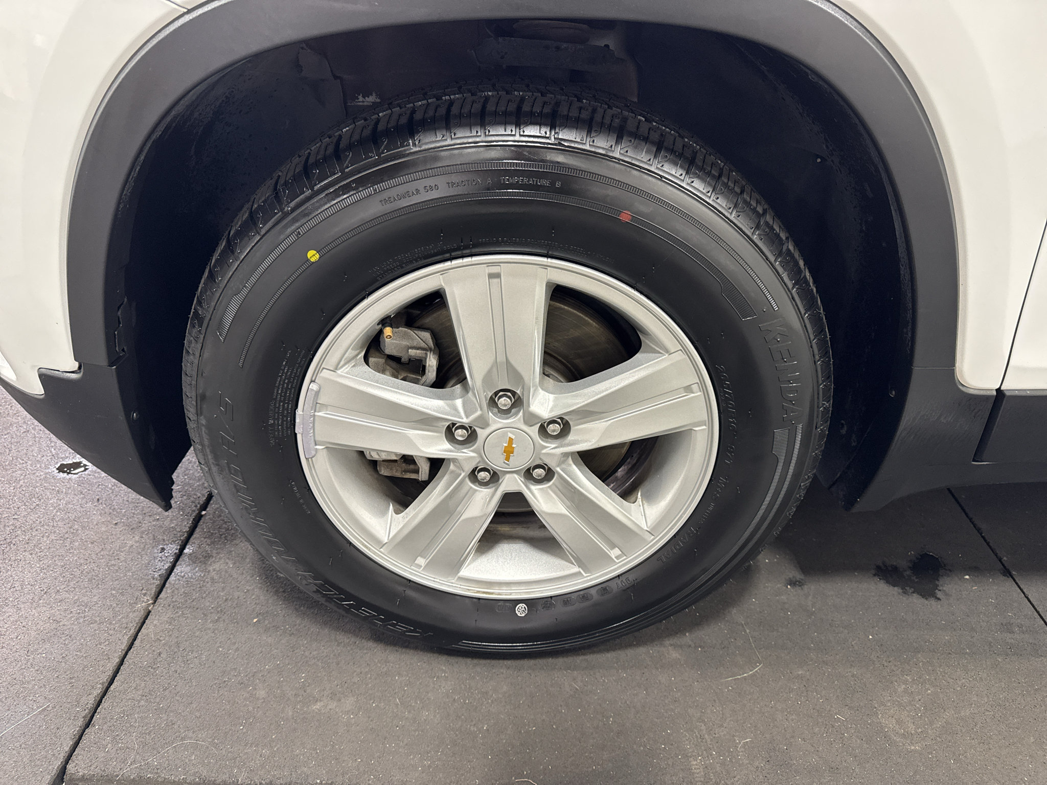 Certified 2020 Chevrolet Trax LS w/ Tint and Cruise Package FWD image 20