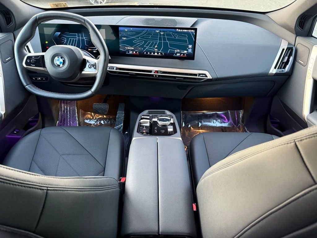 Used 2026 BMW iX xDrive45 image 33