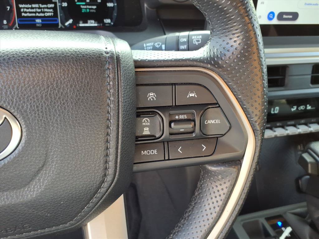 Used 2025 Toyota 4Runner TRD Off-Road AWD/4WD image 30
