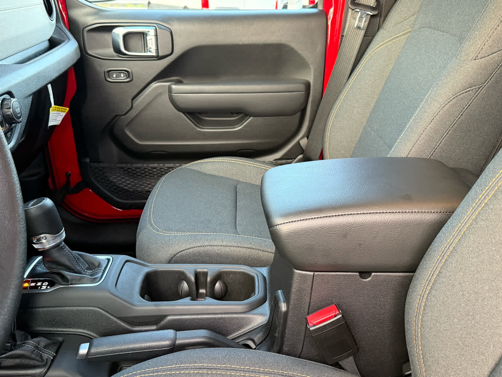 Used 2025 Jeep Gladiator Sport image 22