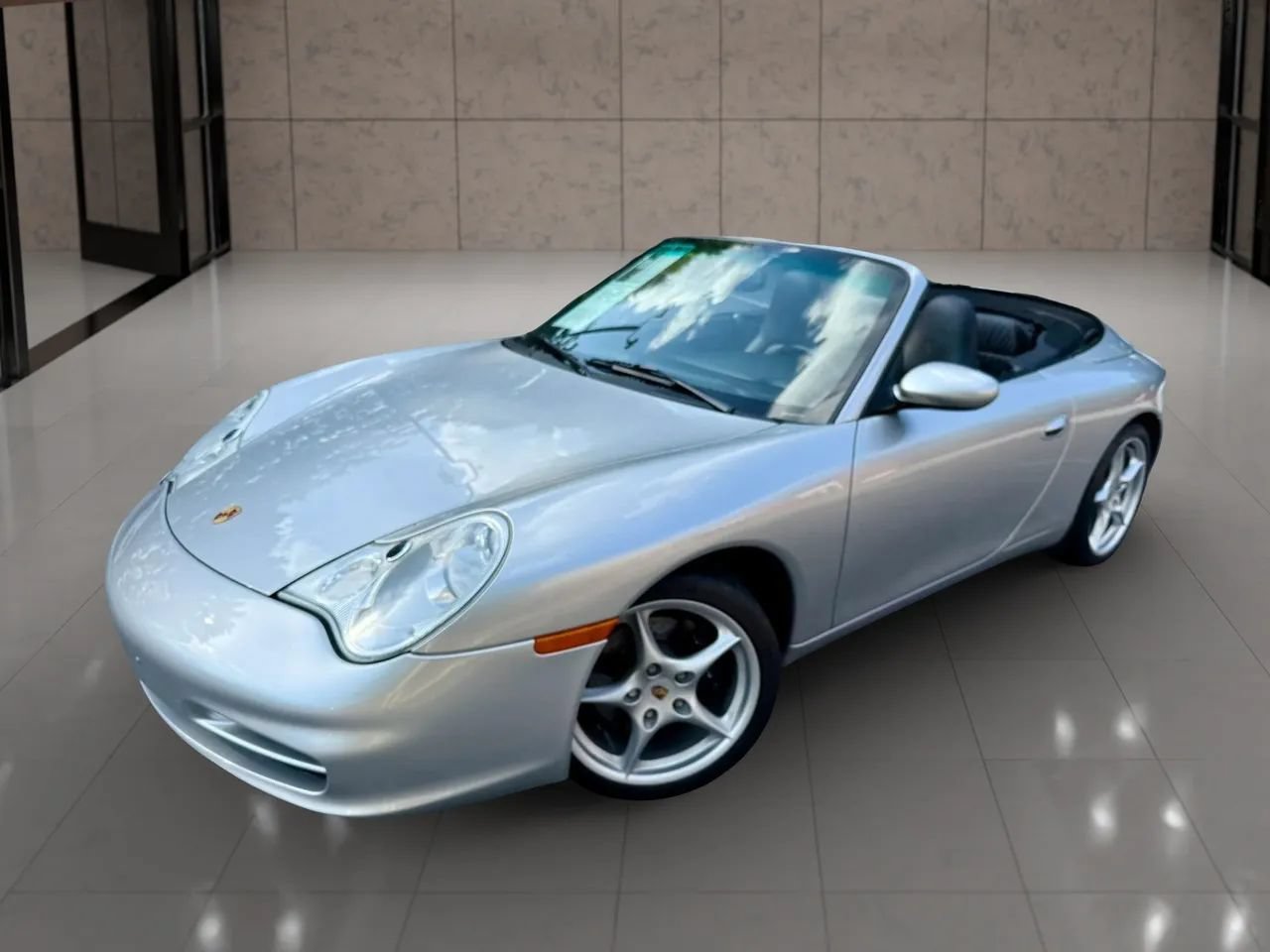 Used 2003 Porsche 911 Carrera RWD image 17