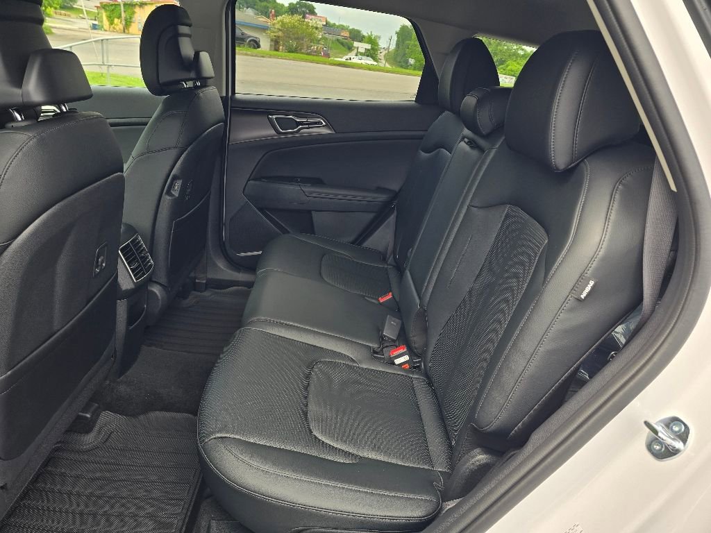 New 2026 Kia Sportage EX image 10