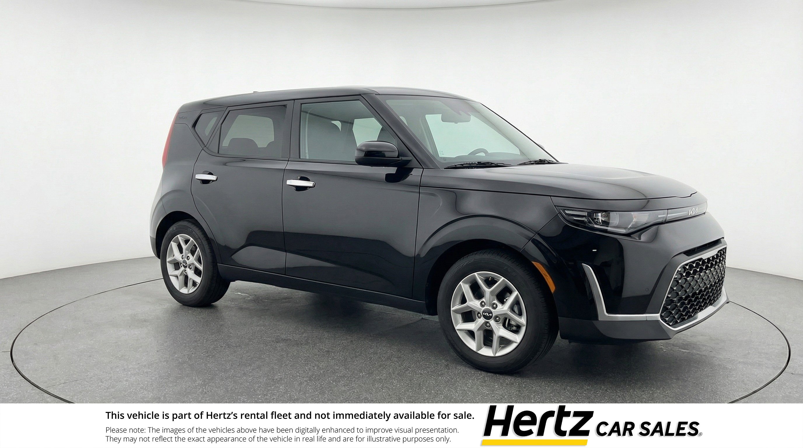 Used 2025 Kia Soul LX w/ LX Technology Package FWD image 1