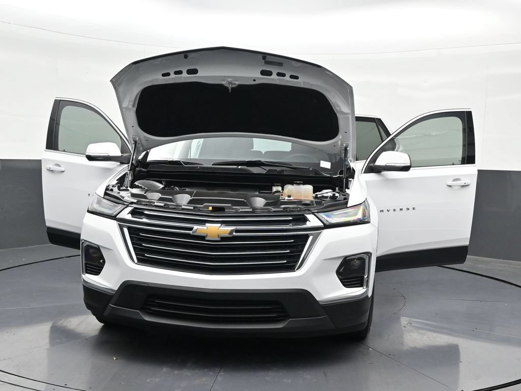 Used 2023 Chevrolet Traverse LT FWD image 31