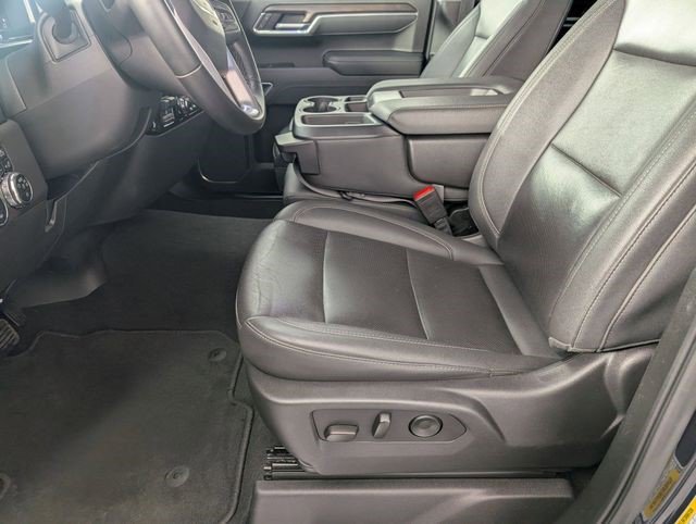 Certified 2025 GMC Sierra 1500 SLT image 19